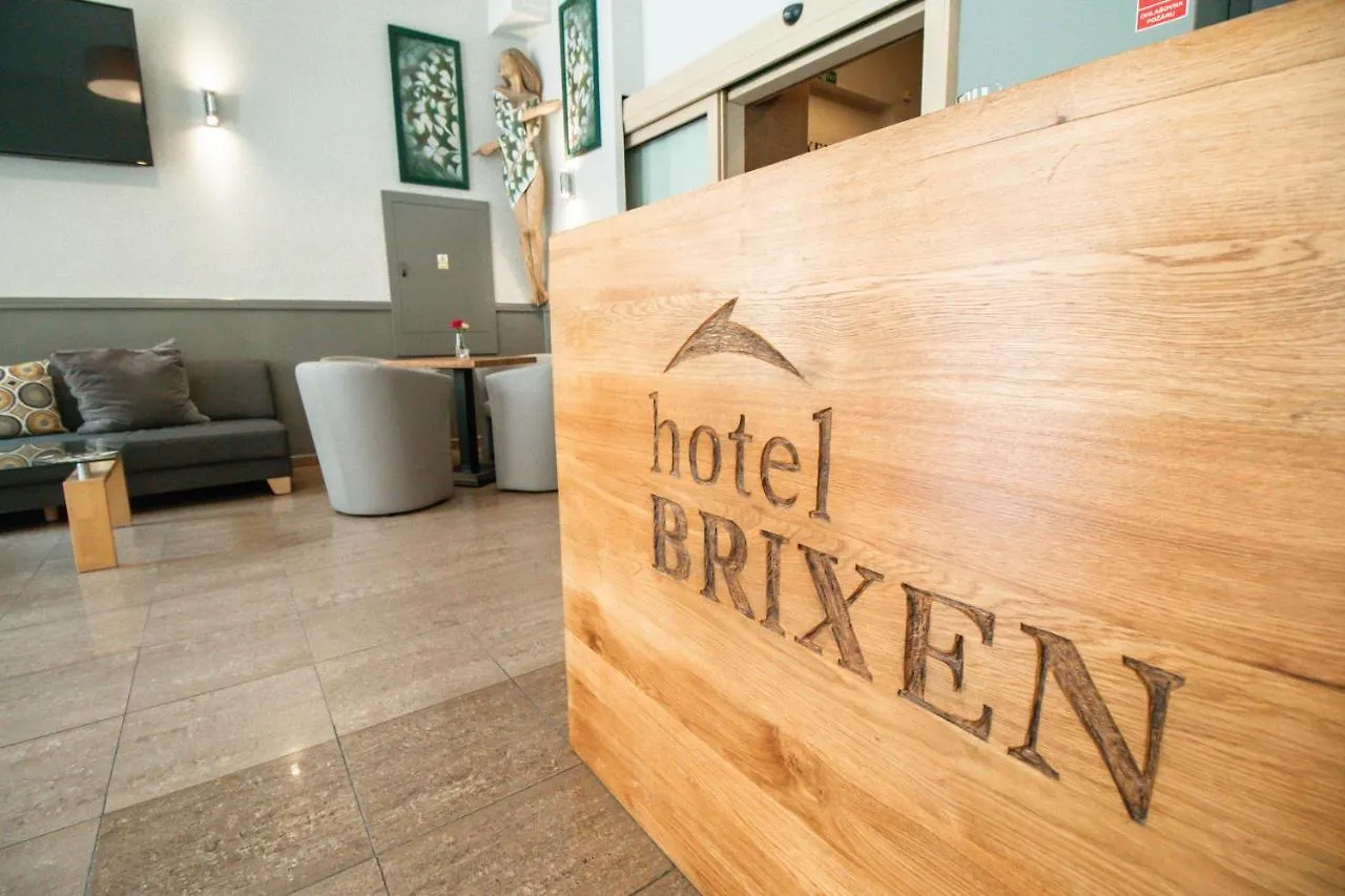 פראג Hotel Brixen