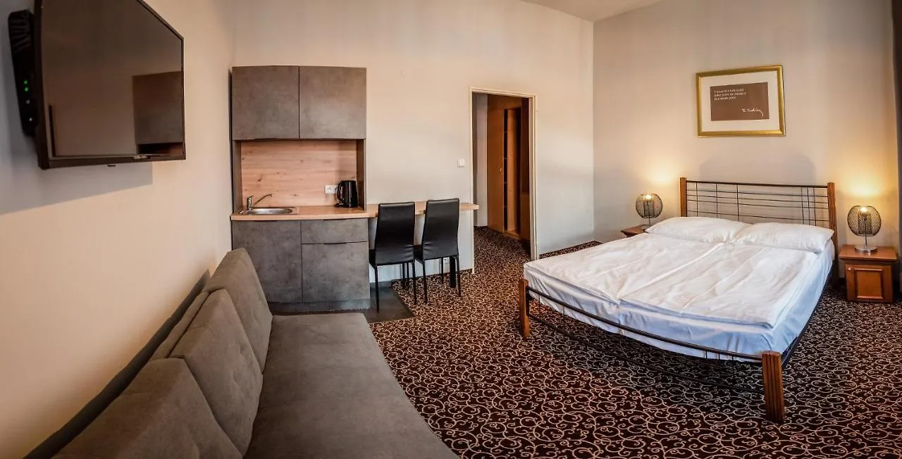 ***  פראג Hotel Brixen צ'כיה