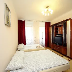 U Vřídla, Ul. Tržiště. Apartmán