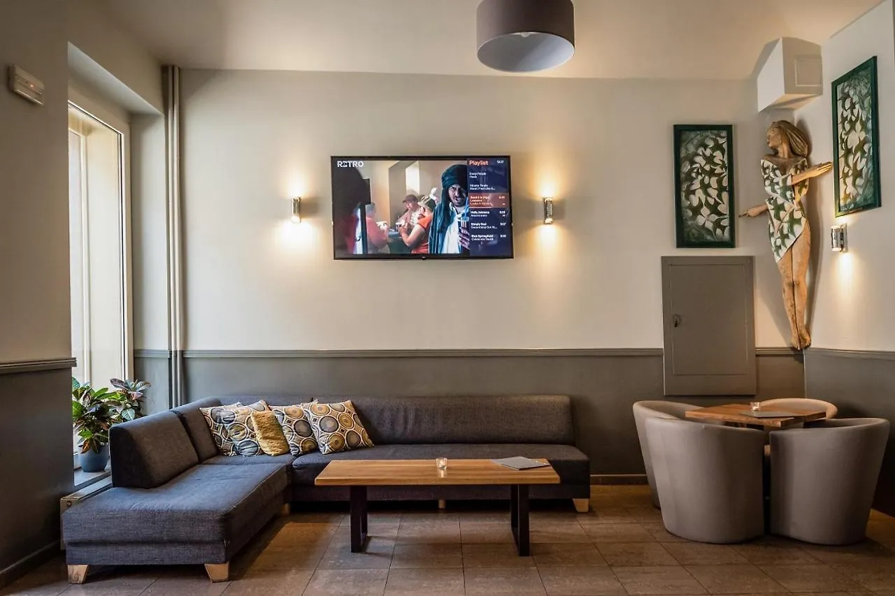 פראג Hotel Brixen